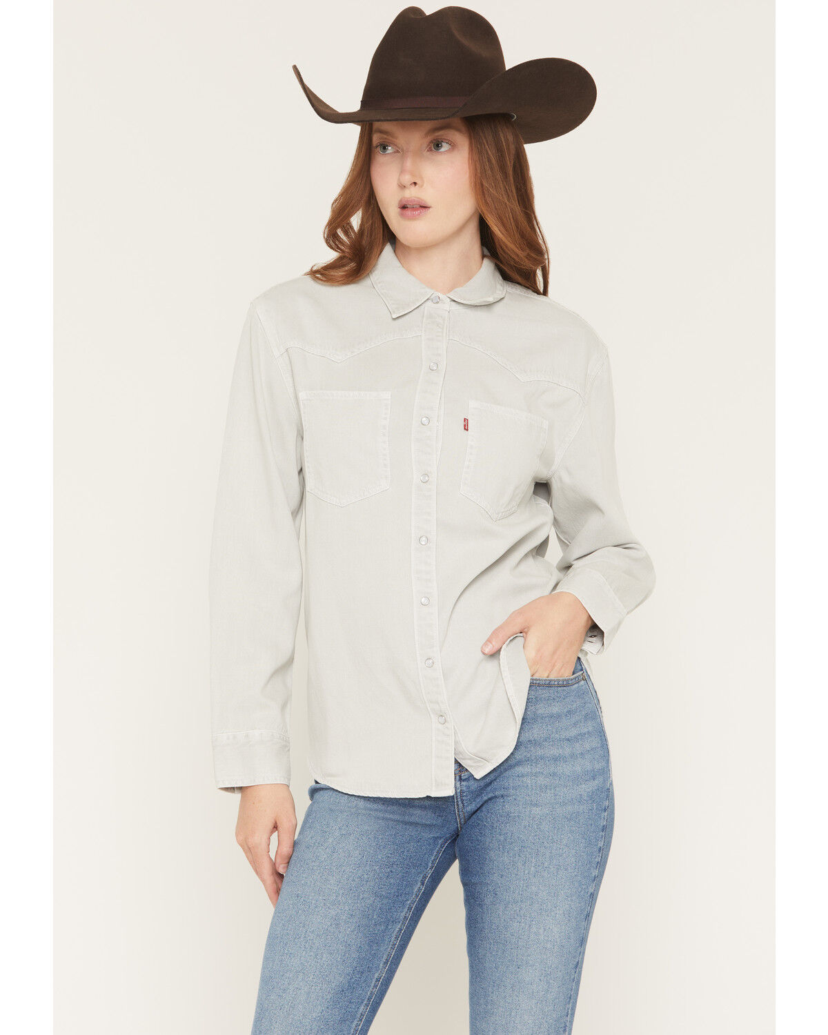 Levi's Women's Teodora Long Sleeve Pearl Snap Western Shirt, Light Grey, hi-res