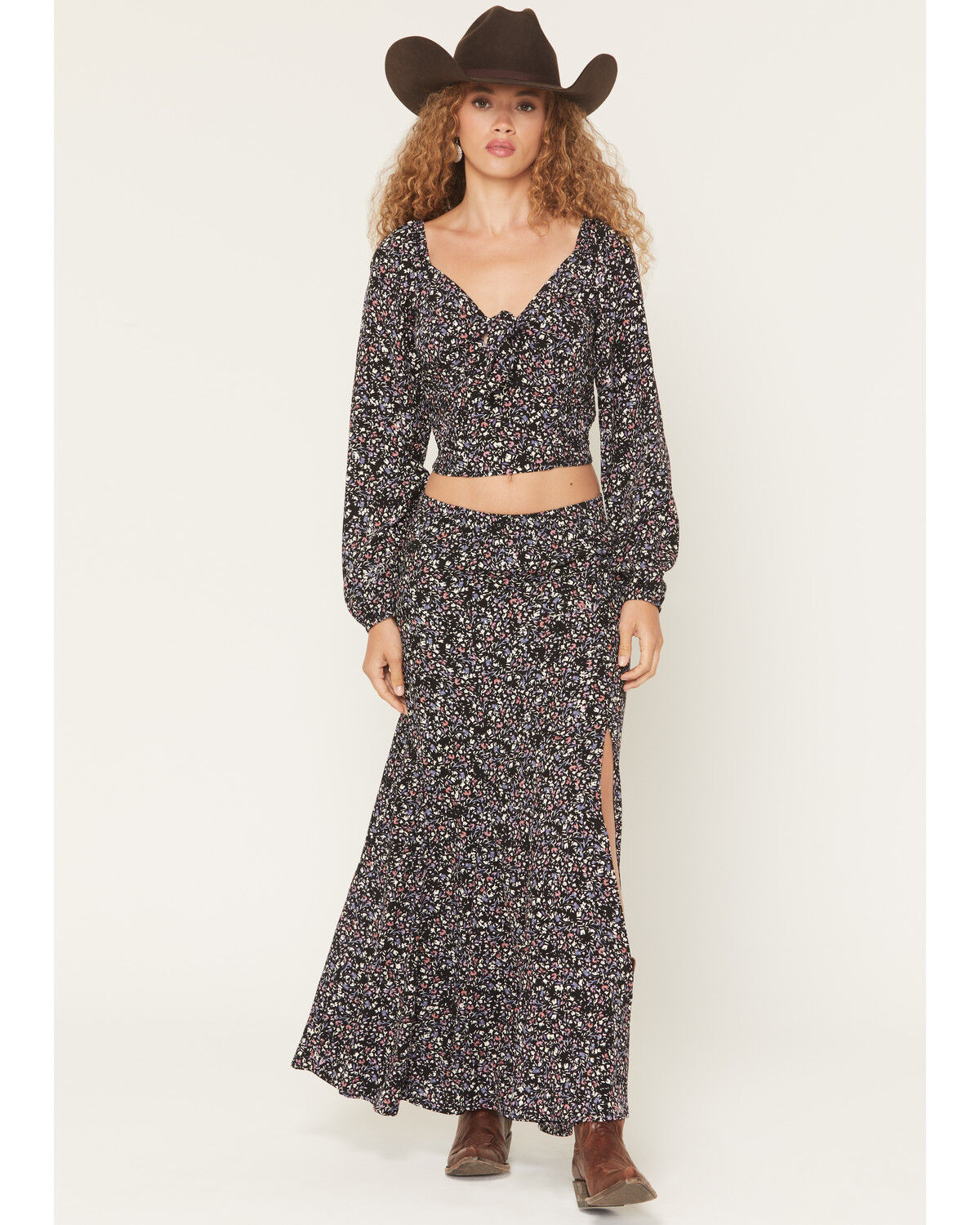 Idyllwind Women's Ridgepoint Ditsy Floral Print High Slit Maxi Skirt, Black, hi-res
