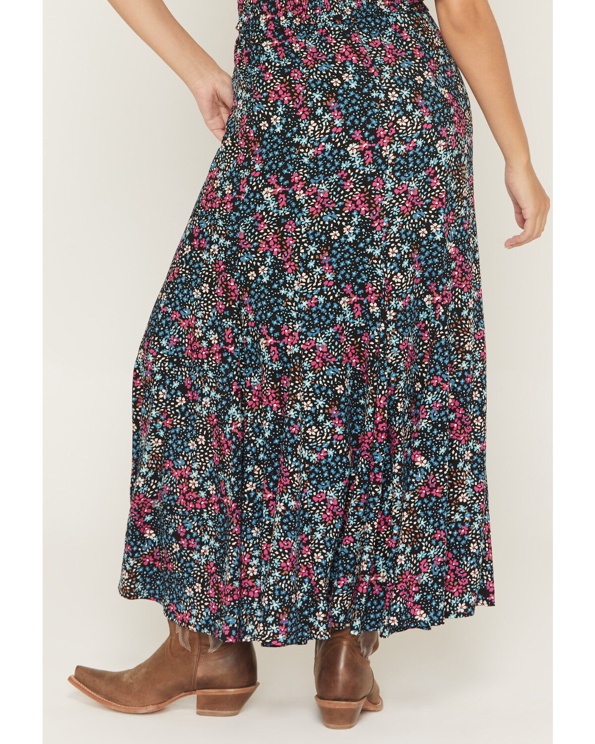 Image #5 - Idyllwind Women's Soleil Floral Side Slit Maxi Skirt, Black, hi-res