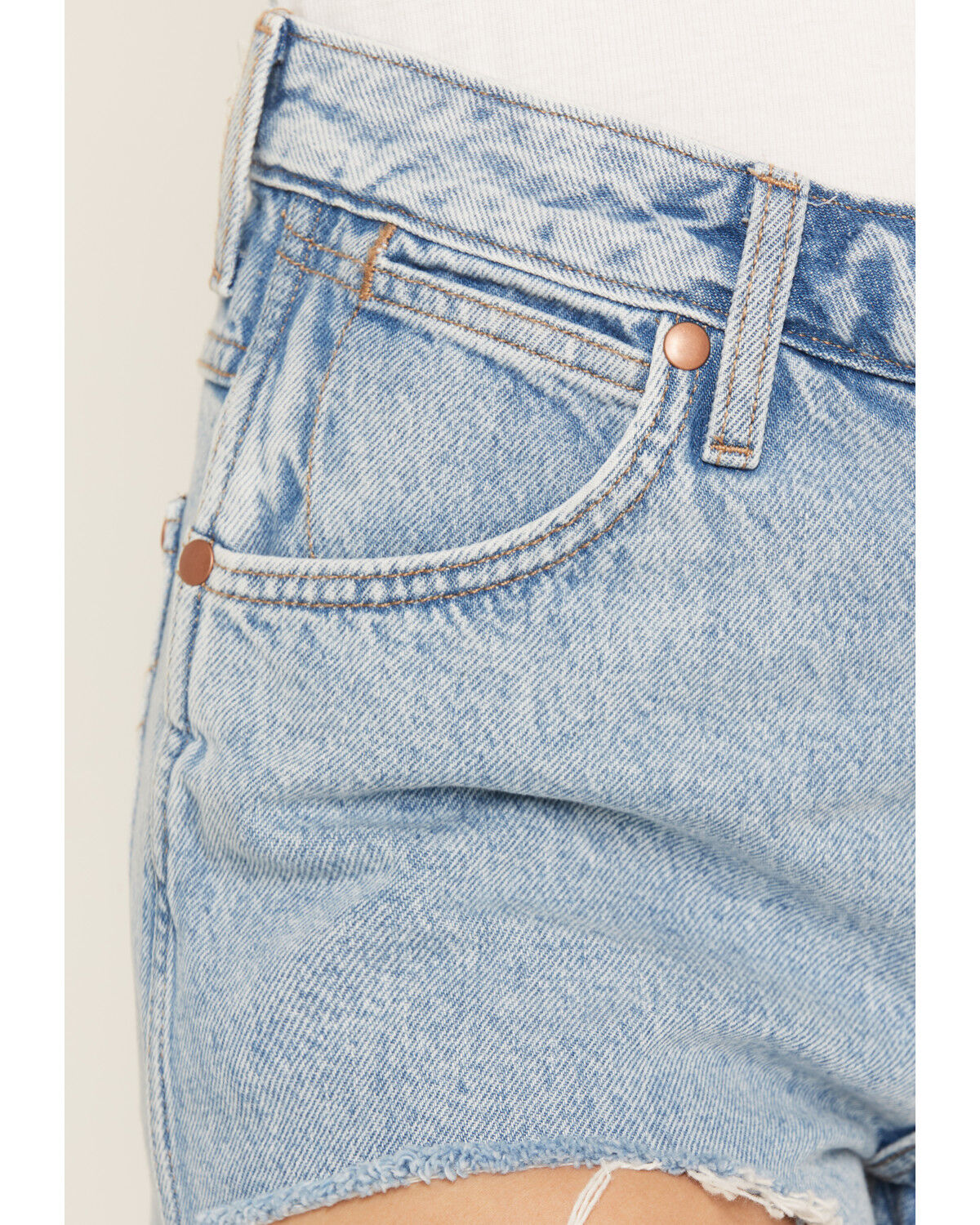 Image #2 - Wrangler Women's Bloom Light Wash High Rise Cowboy Denim Shorts, Light Wash, hi-res