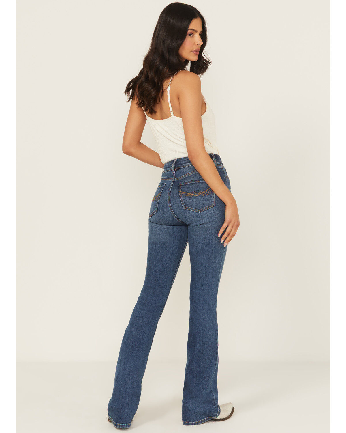 Image #3 - Idyllwind Women's Texas Hold 'Em Legend High Rise Bootcut Extreme Stretch Denim Jeans, Medium Wash, hi-res
