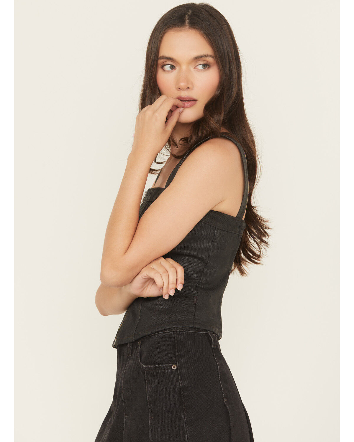 Image #2 - Levi's Women's Sculpted Prize Fight Sleeveless Denim Bustier Top, Black, hi-res